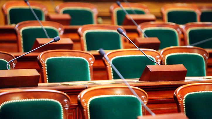 Parliament chooses a Brexit ‘trick’ for Halloween 2019