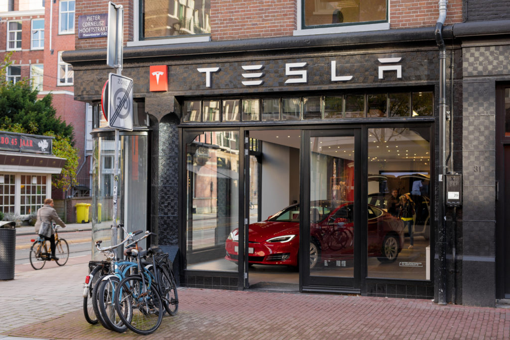 cleantech companies Tesla Motors store